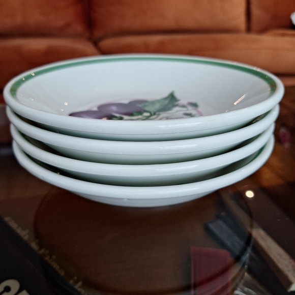 Set of 4 pasta bowls, made in Italy for Himark - Picture 9 of 9